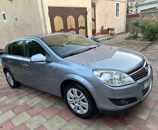 Opel Astra 2009, 315,000 km - 1.3 l - Bakı