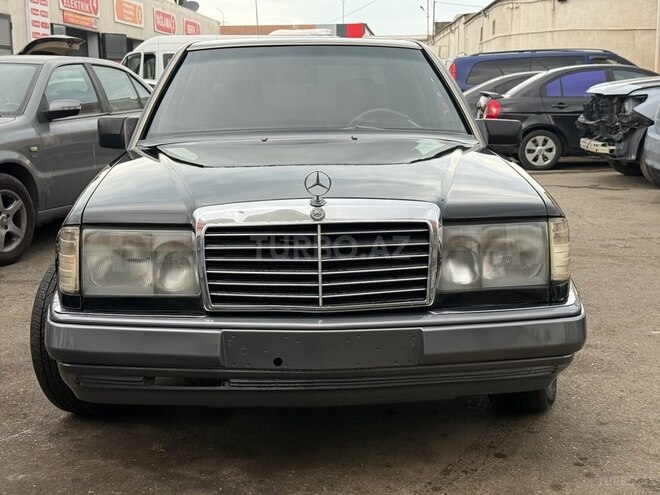 Mercedes E 250 1991, 450,000 km - 2.5 l - Bakı