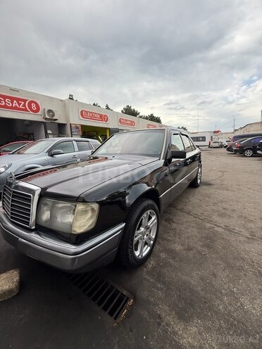 Mercedes E 250 1991, 450,000 km - 2.5 l - Bakı