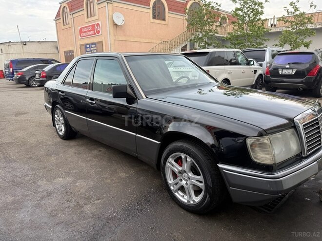 Mercedes E 250 1991, 450,000 km - 2.5 l - Bakı