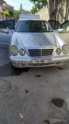 Mercedes E 220 d 2001, 353,773 km - 2.2 l - Bakı