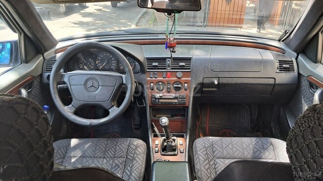 Mercedes C 180 1994, 320,000 km - 1.8 l - Bakı
