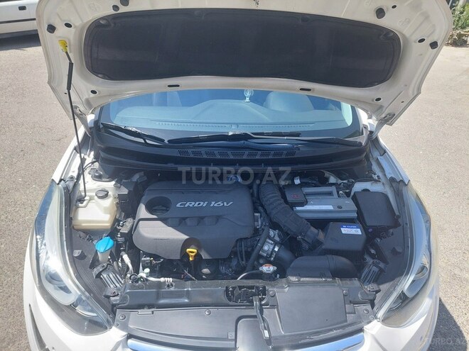 Hyundai Avante 2015, 155,000 km - 1.6 л - Bakı
