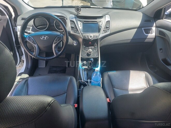 Hyundai Avante 2015, 155,000 km - 1.6 л - Bakı