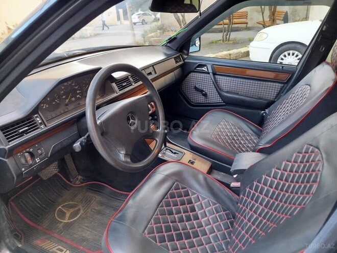 Mercedes E 250 1992, 359,186 km - 2.5 l - Bakı