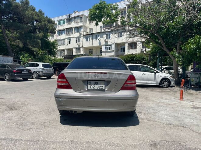 Mercedes  2004, 266,000 km - 2.6 л - Bakı