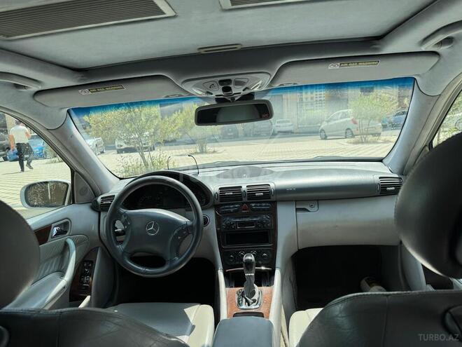 Mercedes C 240 2001, 452,300 km - 2.6 l - Sumqayıt