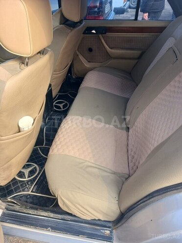 Mercedes E 220 1993, 54,685 km - 2.2 л - Sumqayıt
