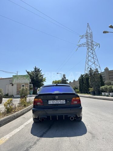BMW 540 2001, 284,666 km - 4.4 l - Bakı