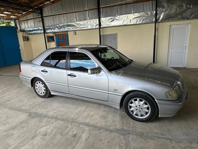 Mercedes C 220 d 1998, 370,110 km - 2.2 л - İsmayıllı