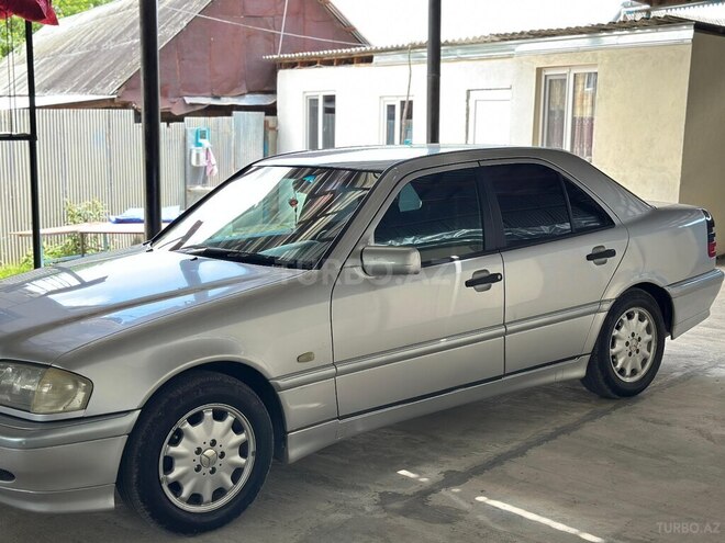 Mercedes C 220 d 1998, 370,110 km - 2.2 л - İsmayıllı