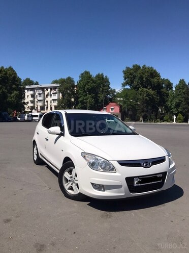 Hyundai i30 2010, 266,822 km - 1.6 л - Mingəçevir