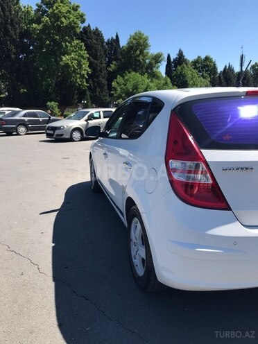 Hyundai i30 2010, 266,822 km - 1.6 л - Mingəçevir