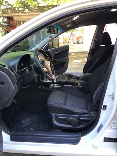 Hyundai i30 2010, 266,822 km - 1.6 л - Mingəçevir