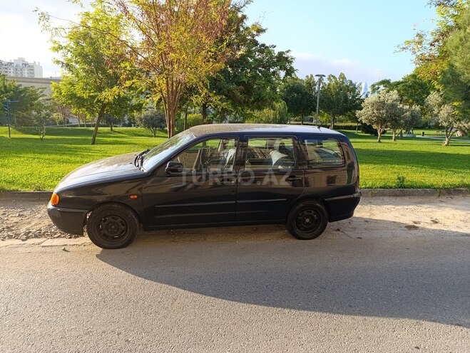 Volkswagen Polo 2002, 300,000 km - 1.9 l - Bakı