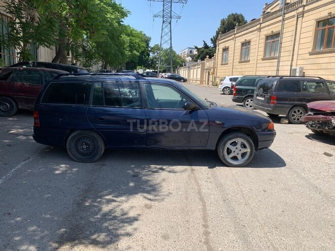 Opel Astra 1997, 352,000 km - 1.6 l - Bakı