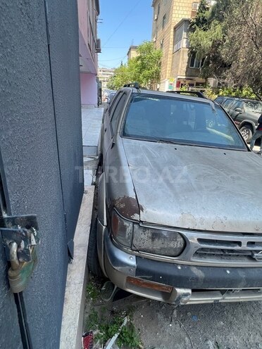 Nissan Pathfinder 1999, 254,368 km - 3.5 l - Bakı