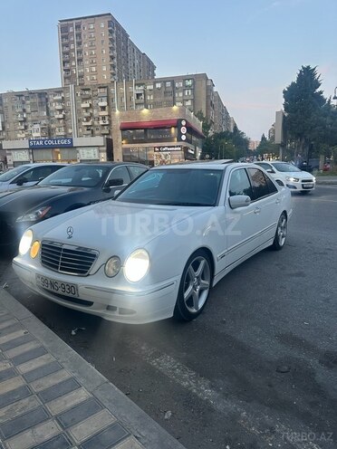 Mercedes E 220 d 2002, 454,424 km - 2.2 l - Bakı