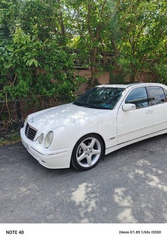 Mercedes E 220 d 2002, 454,424 km - 2.2 l - Bakı