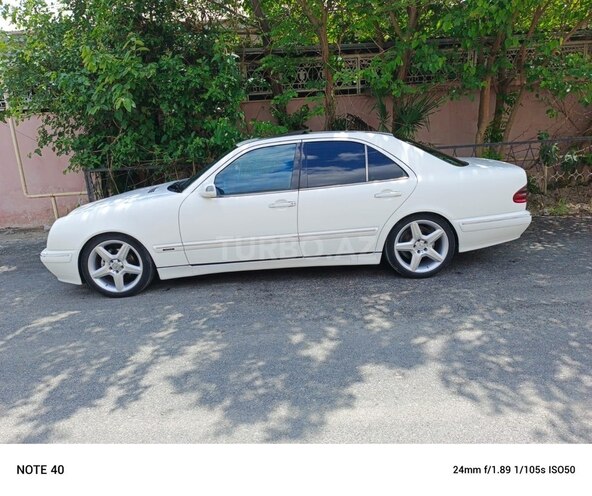 Mercedes E 220 d 2002, 454,424 km - 2.2 l - Bakı