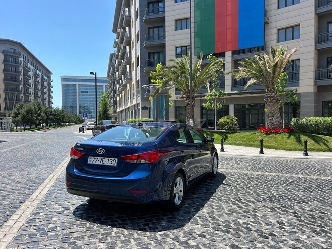Hyundai Elantra 2015, 155,546 km - 1.8 l - Bakı