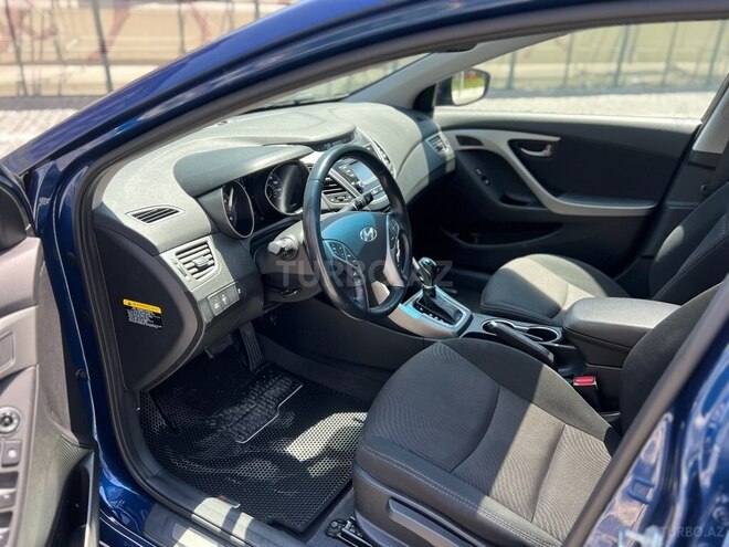 Hyundai Elantra 2015, 155,546 km - 1.8 l - Bakı