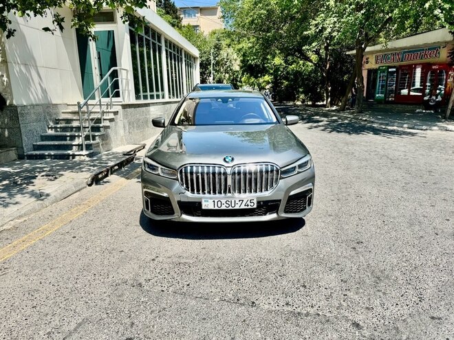 BMW 740 2015, 156,000 km - 3.0 l - Bakı