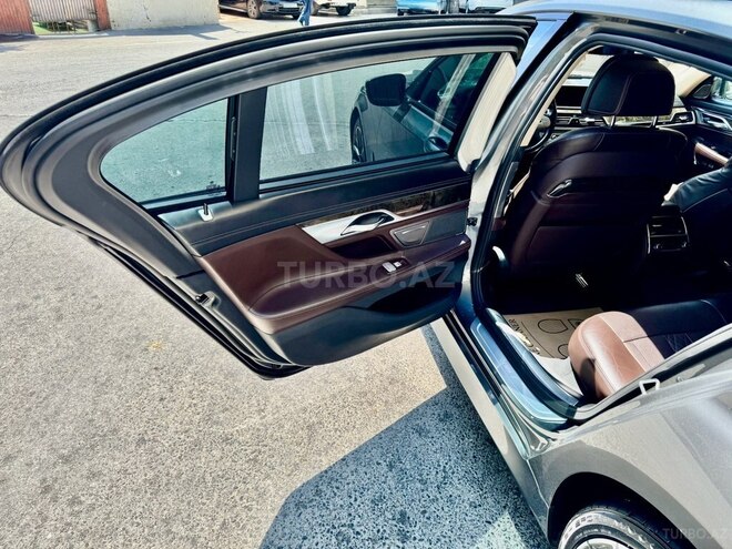 BMW 740 2015, 156,000 km - 3.0 l - Bakı