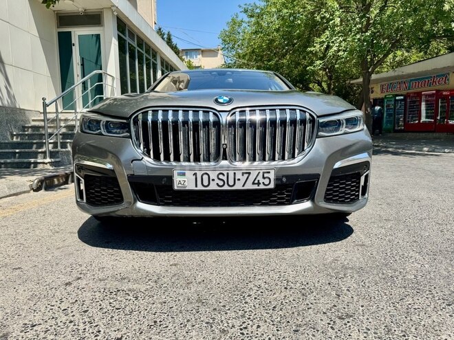 BMW 740 2015, 156,000 km - 3.0 l - Bakı