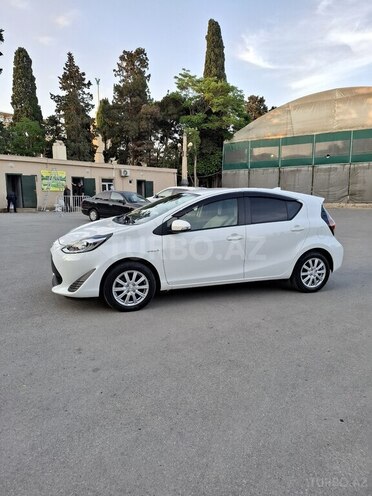 Toyota Aqua 2018, 72,000 km - 1.5 l - Bakı