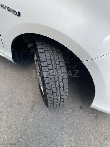 Toyota Aqua 2017, 80,000 km - 1.5 l - Bakı