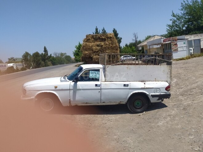 GAZ 3110 1999, 200,000 km - 2.4 l - Saatlı