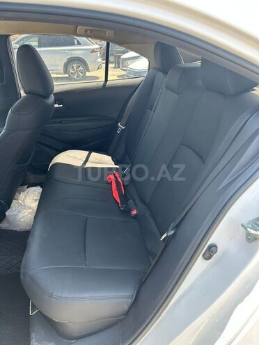 Toyota Corolla 2023, 100,000 km - 1.8 l - Bakı
