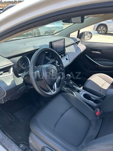 Toyota Corolla 2023, 100,000 km - 1.8 l - Bakı