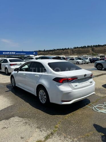 Toyota Corolla 2023, 100,000 km - 1.8 l - Bakı