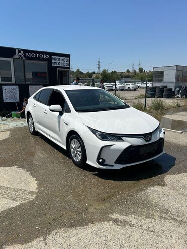 Toyota Corolla 2023, 100,000 km - 1.8 l - Bakı