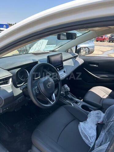 Toyota Corolla 2023, 98,000 km - 1.8 l - Bakı