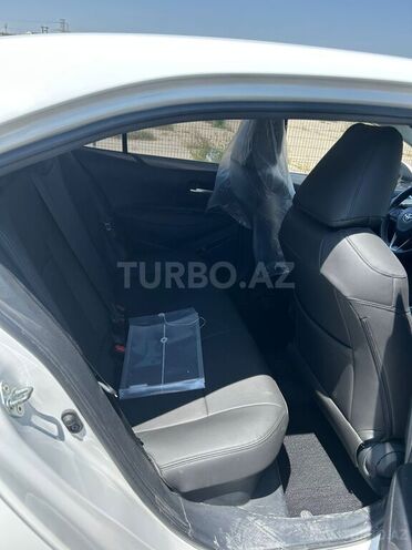 Toyota Corolla 2023, 98,000 km - 1.8 l - Bakı