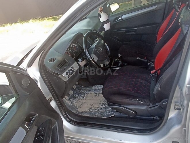 Opel Astra 2006, 255,000 km - 1.3 l - İmişli