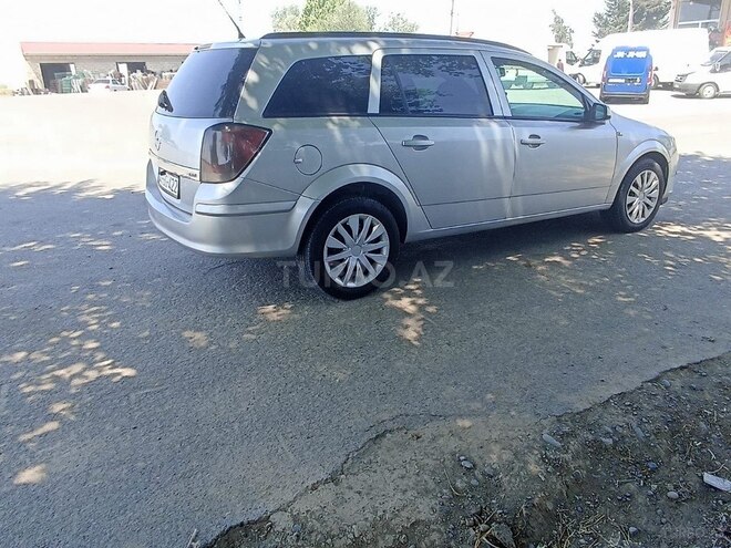 Opel Astra 2006, 255,000 km - 1.3 l - İmişli