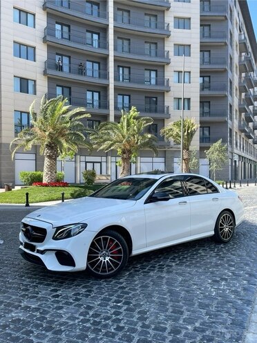 Mercedes E 300 2017, 200,000 km - 2.0 л - Bakı