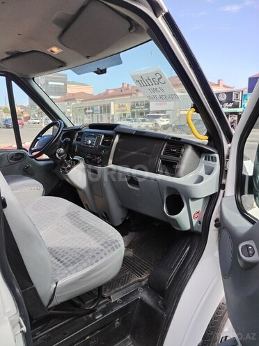 Ford Transit 2011, 192,001 km - 2.4 л - Quba
