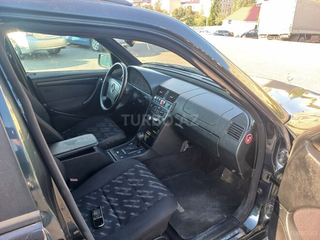 Mercedes C 220 d 1999, 356,900 km - 2.2 л - Bakı