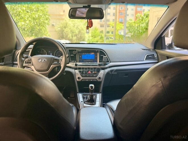 Hyundai Avante 2016, 237,000 km - 1.6 l - Bakı