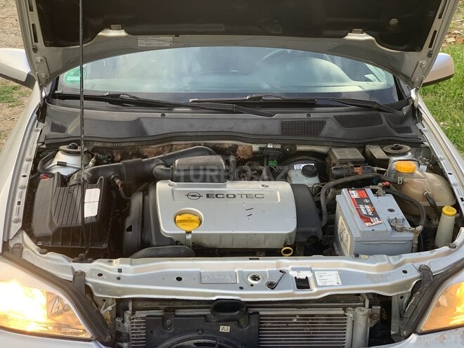 Opel Astra 1998, 281,111 km - 1.6 l - Quba