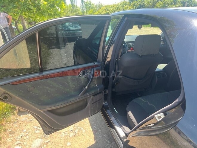 Mercedes E 320 2001, 388,262 km - 3.2 l - Ağstafa