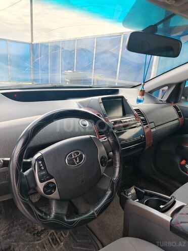 Toyota Prius 2008, 466,710 km - 1.5 л - Yevlax