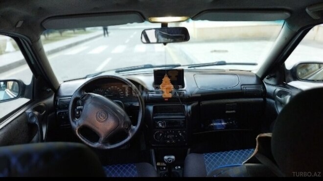 Opel Astra 1996, 400,000 km - 1.6 l - Bakı