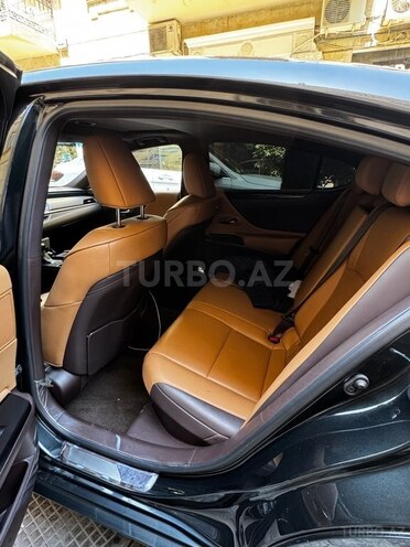 Lexus ES 300h 2020, 90,000 km - 2.5 l - Bakı