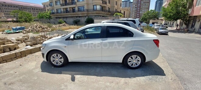 Chevrolet Aveo-2